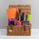 Signature Selection Hamper